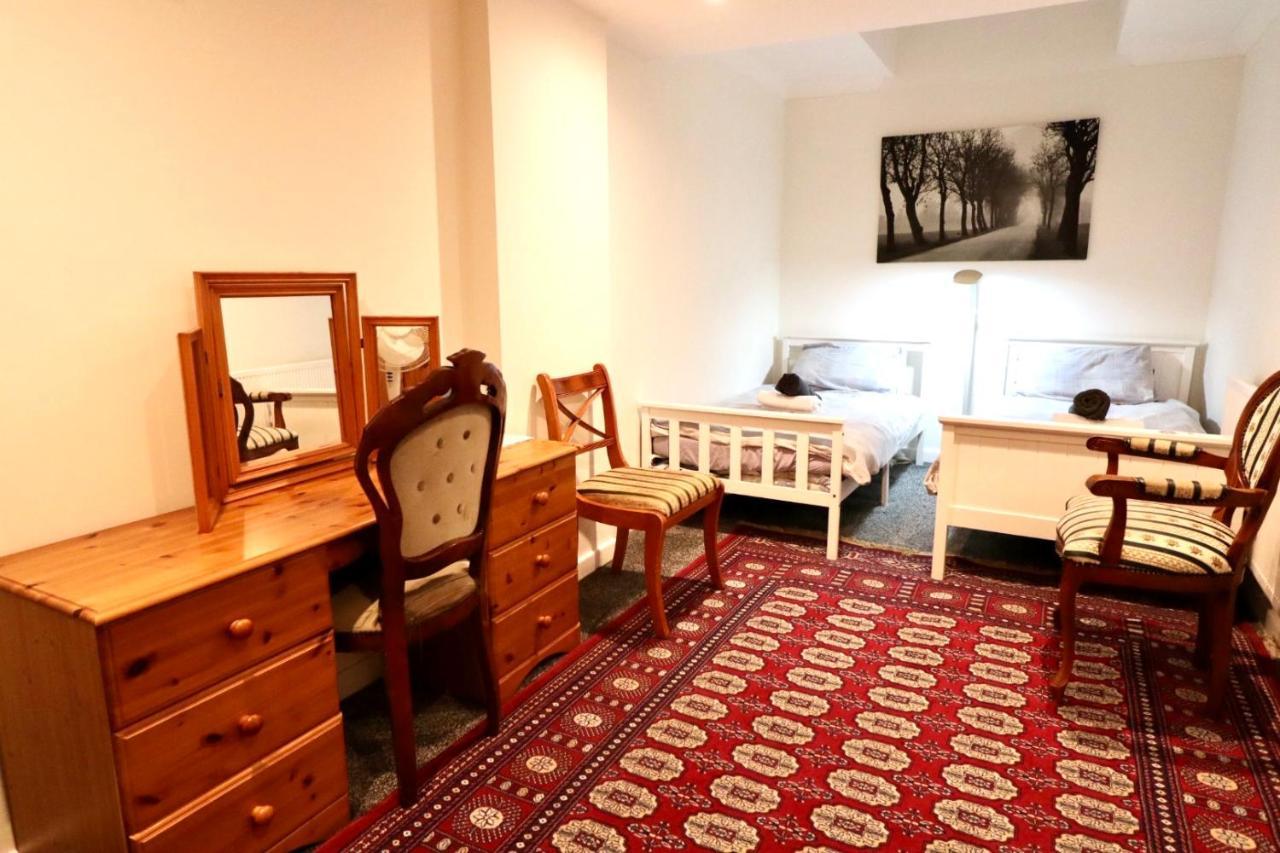 Twin Room Earls Court Central London - Shared Accommodation Экстерьер фото